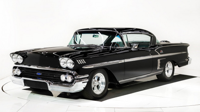 1958 CHEVROLET IMPALA